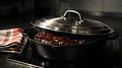 Kuchen ohne Ofen: saftiger Pfannen-Brownie mit Schoko-Glasur in 40 Minuten